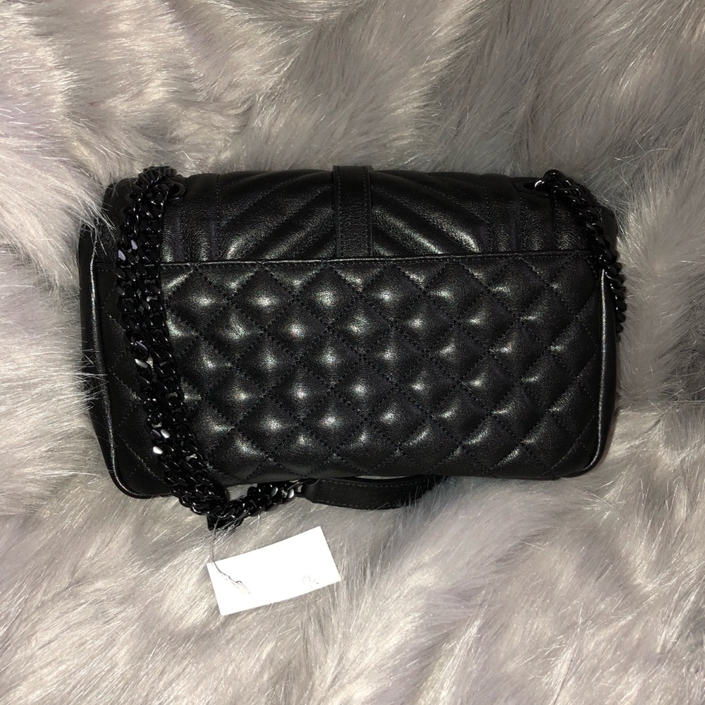 ❌ SOLD ❌ Saint Laurent Medium Envelope - Picture 3 of 8